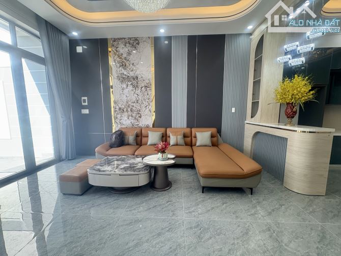 🏡 Nhà mê hẻm chính Nguyễn Thiếp - Hướng Tây Bắc - 1