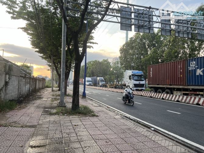 BÁN ĐẤT THỔ CƯ 99 M2 MẶT TIỀN ĐỒNG VĂN CỐNG -TML Q.2 GIÁ 12,9 TỶ - 2