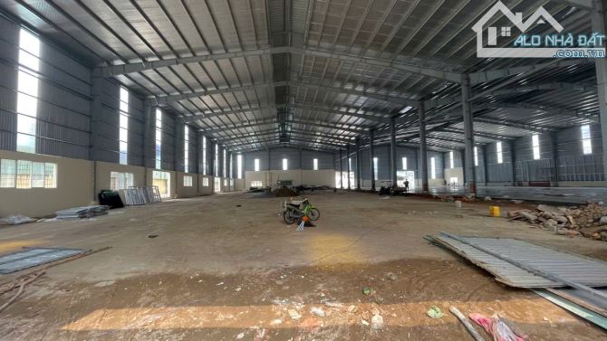 CHO THUÊ NHÀ KHO 2 MẶT TIỀN TRƯỚC VÀ SAU ĐƯỜNG TỈNH LỘ 10 40 X 80M - 1
