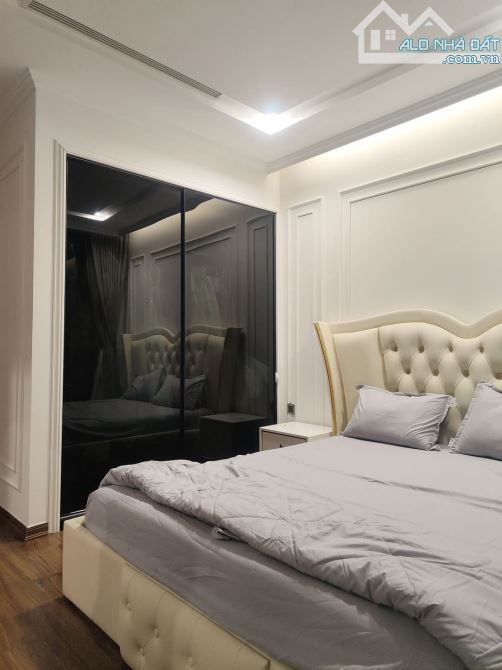 Chủ nhà nhờ bán căn Chung Cư Vinhome Metropolis - 29 Liễu Giai, Ba Đình - Dt: 80m2 x 2 PN - 1