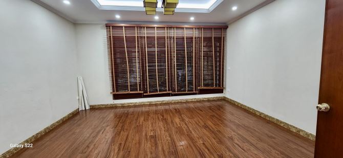 Phân lô Trung Kính, gần phố, ô tô tránh, dân xây đẹp, 2 thoáng, ô tô vào nhà, 65m*5T - 1