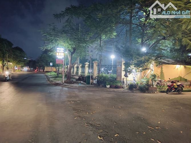 Bán đất mặt tiền giá rẻ 104m2, Khu dân cư Nam Hòa, Ngay Đỗ Xuân Hợp, Phước Long A, Q9. - 1