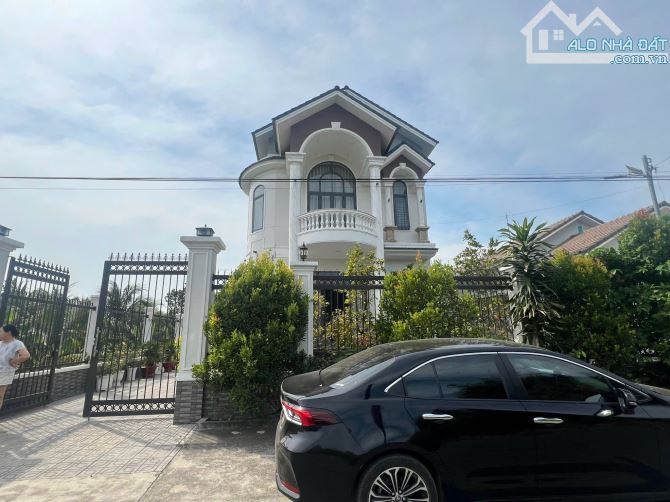 Bán biệt thự 14,5 x 30 ngô quyền Long Hải chỉ có 4 tỷ 200 - 1