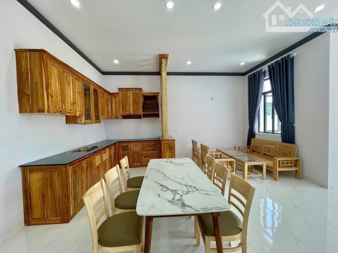 Bán nhà đẹp sau lưng chợ Ea Kao 6x19 tc 60 chỉ 1299 - 1