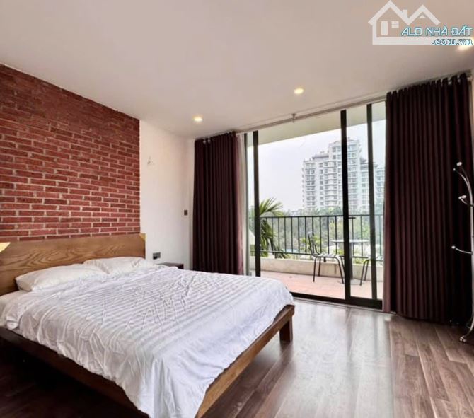 Quá ngon! Ngoài 30 tỷ - mặt phố - vỉa hè - KD- 103m2 phố Vĩnh Phúc, Ba Đình - 6 Tầng - TM - 1
