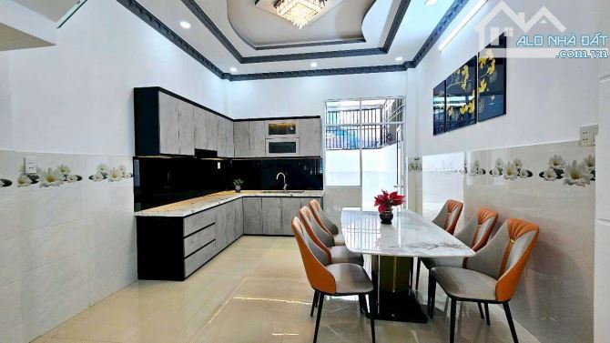 3 TẤM Ở NGAY - 80 M2 - NHỈNH 5T GIÁ TỐT TRONG KHU VỰC - 1