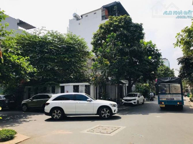Bán Lô Đất Góc 2MT Ngay Phố Đêm Xuân Thủy p.Thảo Điền Quận 2 DT 13x15m CN 195m Vuông Vức - 1