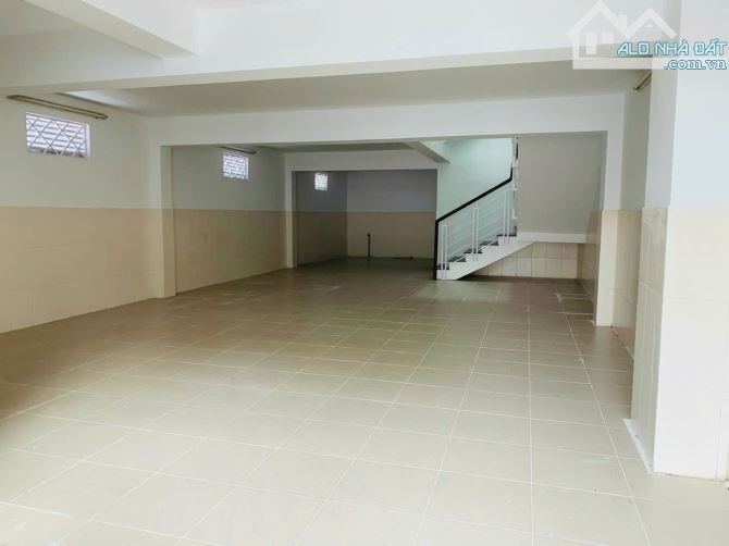 NHÀ 1 HẦM 1 TRỆT 2 LẦU GÓC 2 MẶT TIỀN KDC D2D - 1
