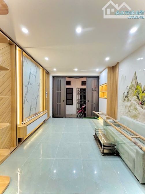 Hai Bà Trưng lô góc 2 thoáng - nhà mới full đồ- sổ vuông đét. Hồng Mai 4 tầng 35m² mặt tiề - 1
