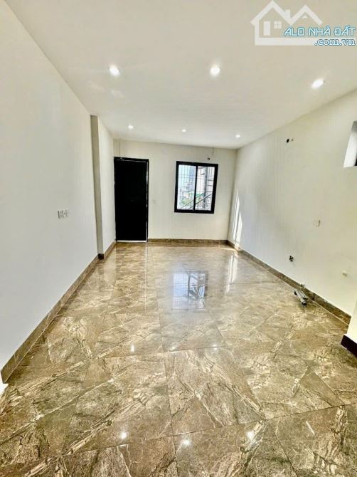 SIÊU PHẨM GIANG VĂN MINH BA ĐÌNH 13,9TỶ 42M*4M- 7T THANG MÁY 3THOÁNG NGÕ THÔNG ÔTÔ ĐỖ CỬA - 1