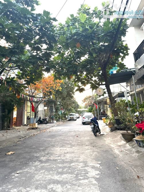 Bán nhà 3 mê full nội thất cao cấp MT Lê Văn Sĩ, Hoà Minh, gần biển - 1