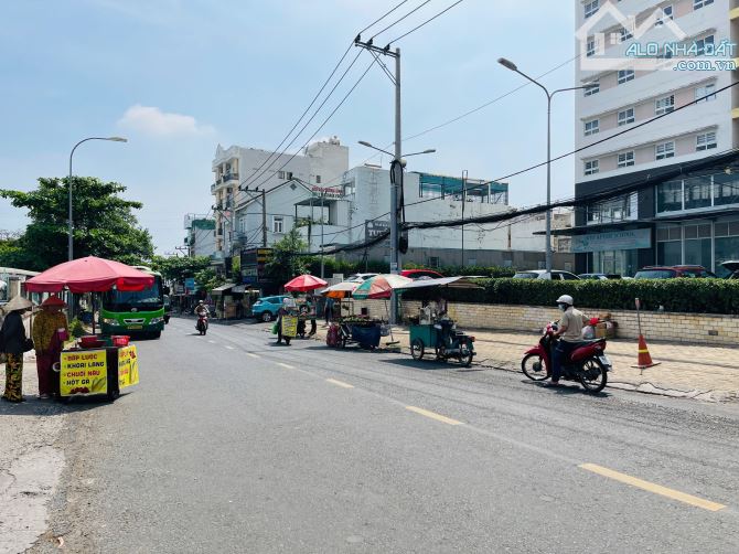 Bán nhà Mặt tiền hiếm - ngay cổng bệnh viện - giá chỉ 8.5 Tỷ TL - Linh Trung - 1