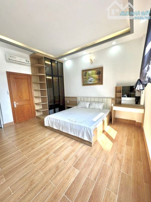 BÁN BIỆT THỰ TRUNG TÂM NHÀ BÈ – 100M2 - HUỲNH TẤN PHÁT - NHỈNH 8 TỶ - 12