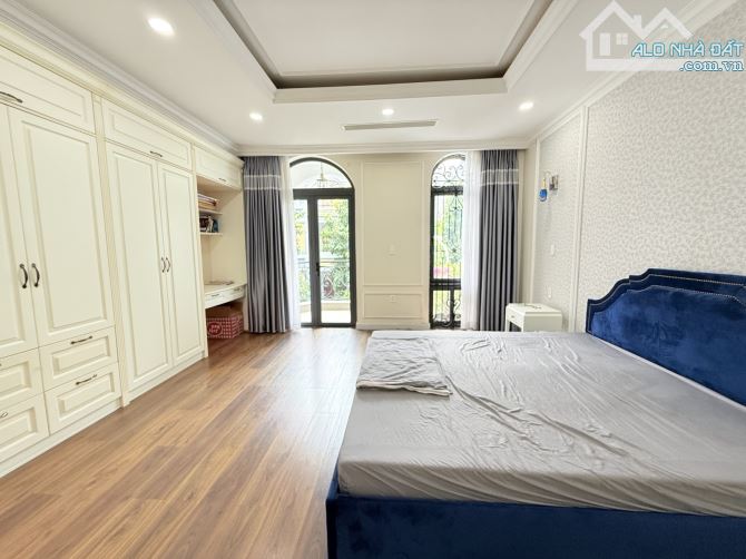 KHU BIỆT THỰ VIP, ĐƯỜNG HUỲNH LAN KHANH,CV HVT,NHÀ ĐẸP 4 TẦNG,102m2,Giá 27 Tỷ - 13