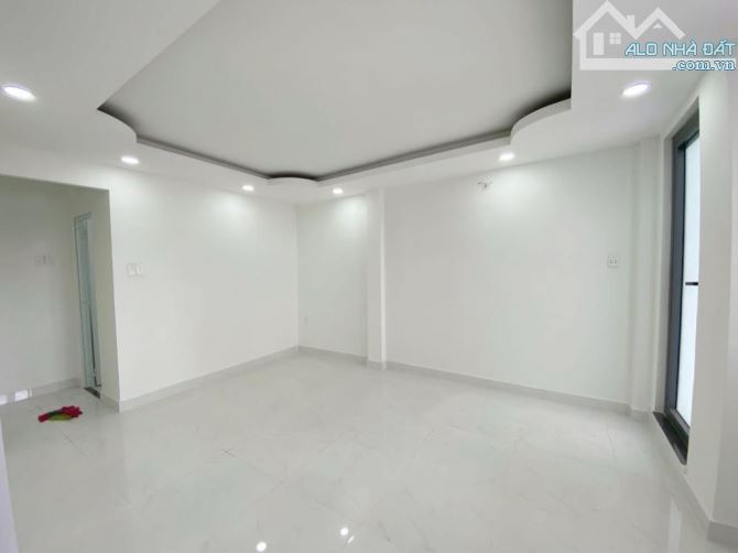 VỢ MÊ SỐ ĐỀ - CHỒNG BÁN NHÀ - NGANG 7M -70M2 - GIÁ HƠN 4 TỶ - 14