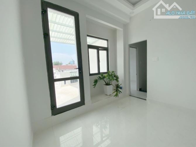 VỢ MÊ SỐ ĐỀ - CHỒNG BÁN NHÀ - NGANG 7M -70M2 - GIÁ HƠN 4 TỶ - 15