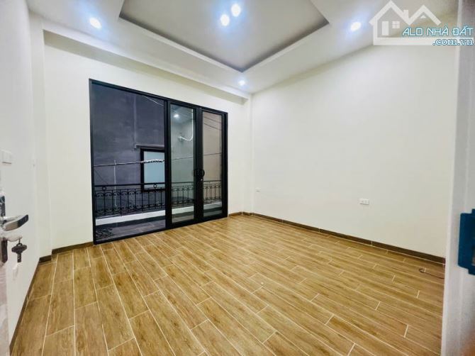Bán nhà đẹp phố Thái Hà Đống Đa 40m 4 tầng mặt 4m giá 13.x tỷ - 2