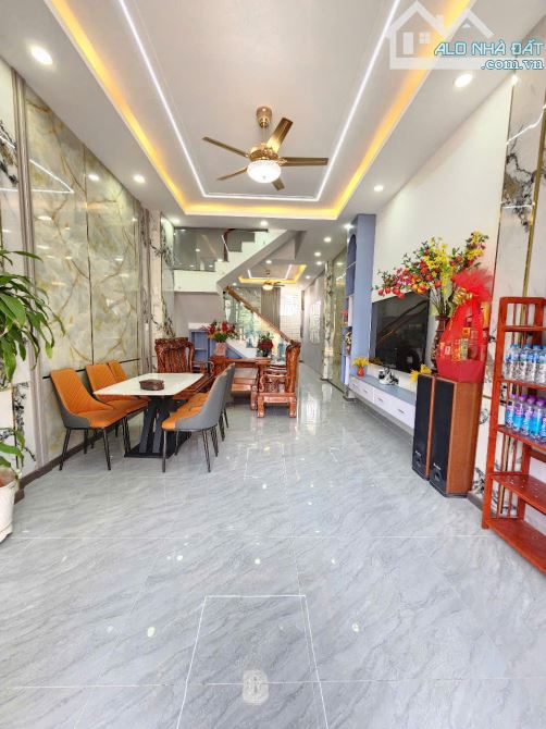 Chủ Ngộp cần Bán nhà 1 trệt 2 lầu,, P.Thuận Giao, Tp.Thuận An BD - 2
