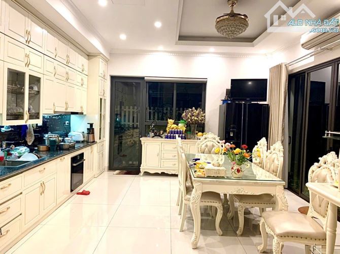 BÁN BIỆT THỰ VINHOMES THĂNG LONG – 165M2, 4 TẦNG – VỈA HÈ, AN NINH ĐỈNH – HOÀI ĐỨC 29 TỶ - 2