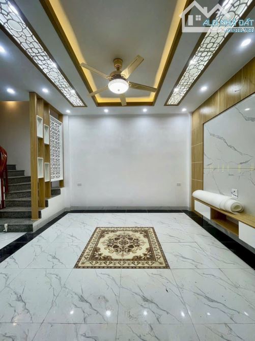 Nhà đẹp Phượng Đồng-Phụng Châu Ô tô cách 1 nhà, cách trường Đại Học 500m DT32m*4T - 2