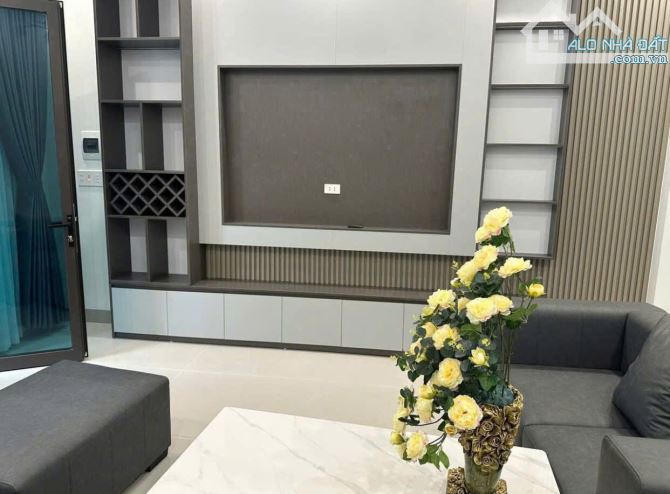 Bán Nhà Hẻm Trần Quốc Toản, Quận 3, 52m², SHR - Giá Siêu Hấp Dẫn 5.2 Tỷ 1T2L4PN Gọi Ngay - 2