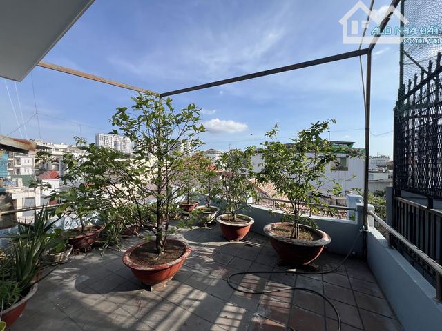 Nhà hẻm ô tô đường Trường Chinh P14 Tân Bình, 59m2, ngang khủng 4.8m, nở hậu tài lộc - 2