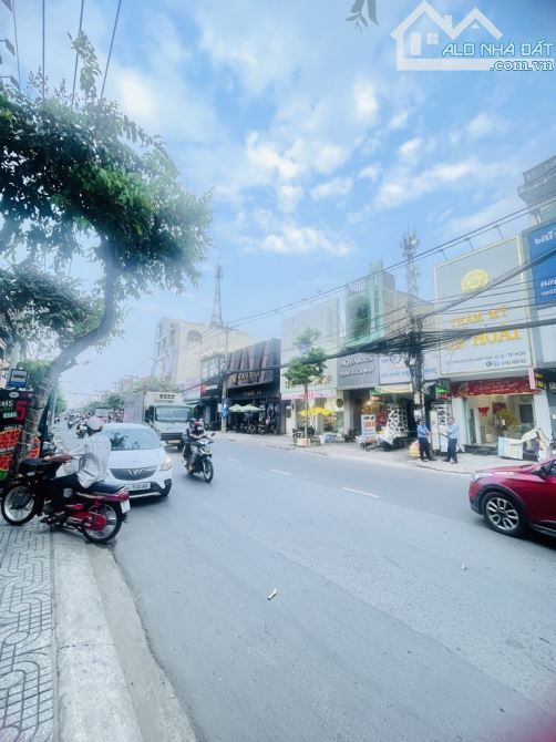 🍎TÂN XUÂN 7 GIAO NGUYỄN ẢNH THỦ SẦM UẤT - DT 178m2 -NGANG GẦN 9M - CHỈ 8.9 TỶ 💢 - 2