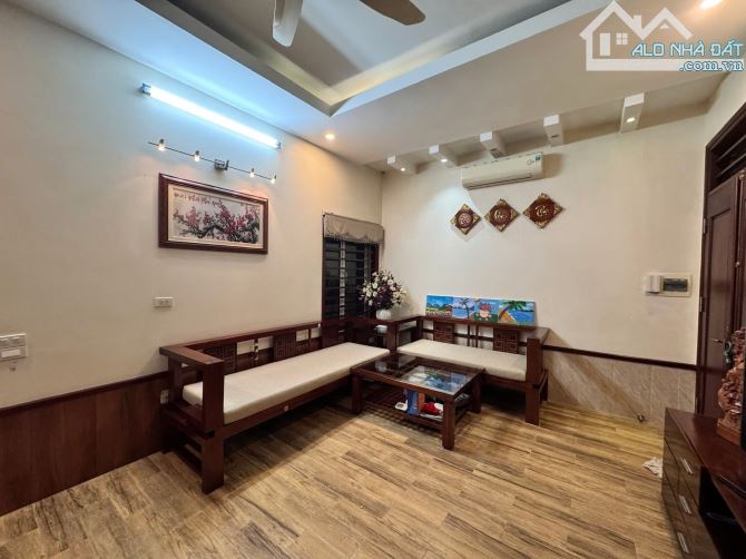 Cho thuê căn hộ chung cư 54 Phố Trung Hoà Nhân Chính, 86m2, 2 ngủ, 1 WC, 15 Triệu - 2