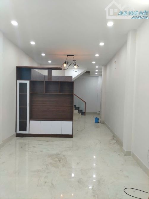 Bán Nhà Mới Lung Linh 4 Tầng  43m2 Trường Chinh, Tân Bình_Giá Rẻ! - 2