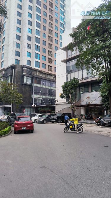 SIÊU PHẨM LIỀN KỀ VIP THANH XUÂN Ô TÔ TRÁNH -THANG MÁY Ở SƯỚNG- KINH DOANH ĐỈNH - 2