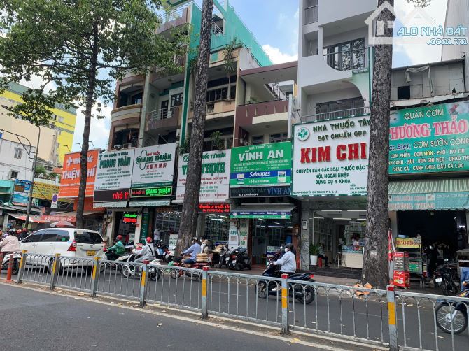 Siêu Phẩm nhà 2 Mặt Tiền Nguyễn Chí Thanh P.7 Quận 11 DT: 5x20m 5 tầng HĐT:120Tr Giá:42Tỷ - 2
