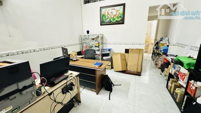 BÁN NHÀ HẺM XE HƠI  SÁT LIÊN KHU 4-5, 51M² 3PN - NHỈNH 3T. - 2