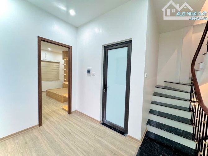 Hai Bà Trưng lô góc 2 thoáng - nhà mới full đồ- sổ vuông đét. Hồng Mai 4 tầng 35m² mặt tiề - 2