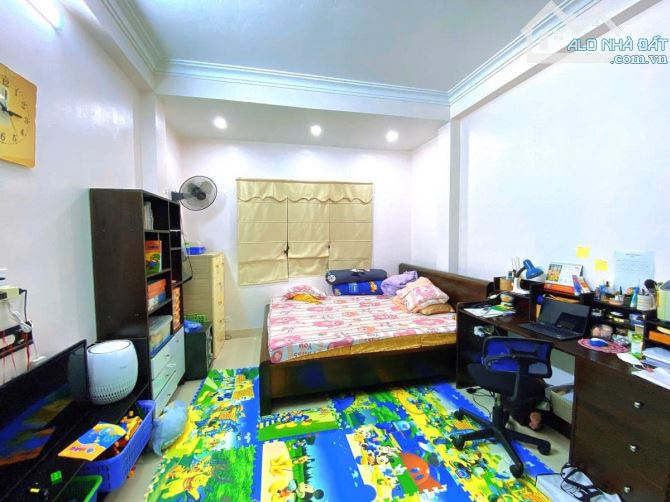 Bán nhà Phan Đình Phùng, 40m2, 4 tầng, nhỉnh 10 tỉ, ngõ rộng thoáng sáng, dòng tiền 12 tr - 2