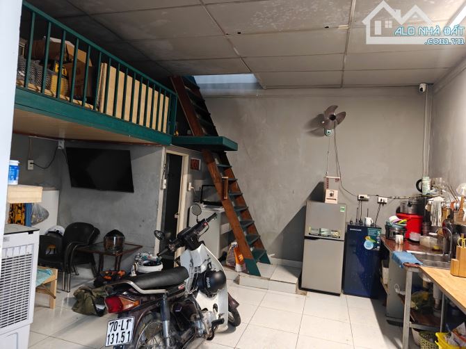 Bán nhà đường nhiêu tứ Phú nhuận - HXH - 3 tầng - 4,45 tỷ - 2