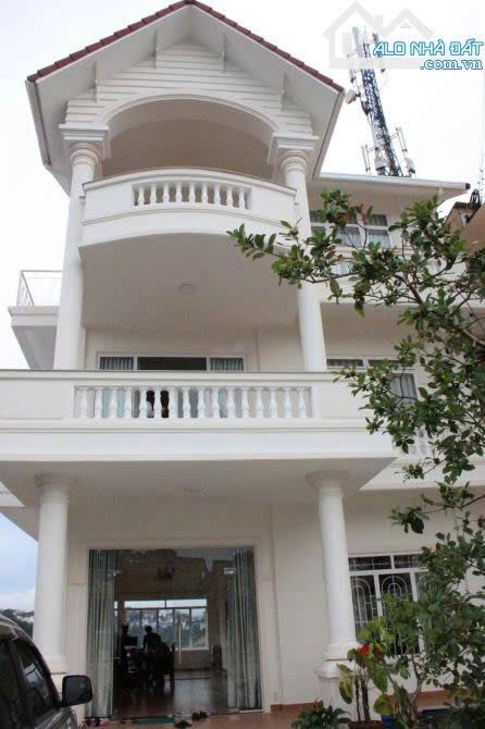 BÁN ĐẤT - TẶNG BIỆT THỰ MẶT TIỀN BA THÁNG TƯ - 652M2 GIÁ GIẢM CHỈ CÒN 65 TỶ - NGANG 12MET - 2