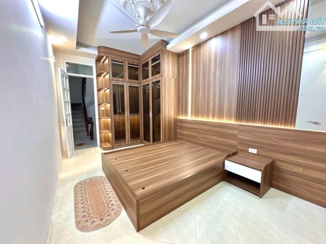 XẢ HÀNG PHÁ GIÁ: Ngọc Thụy 30m2 5 tầng xây ĐẸP gần Ô tô, chợ, trường chỉ 4TỶ8 - 2