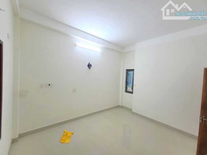 BÁN GẤP 2 TẦNG – MẶT TIỀN 10.5M – ĐỐI DIỆN CHỢ CHIỀU SƠN TRÀ - CHỈ 8.x Tỷ - 2