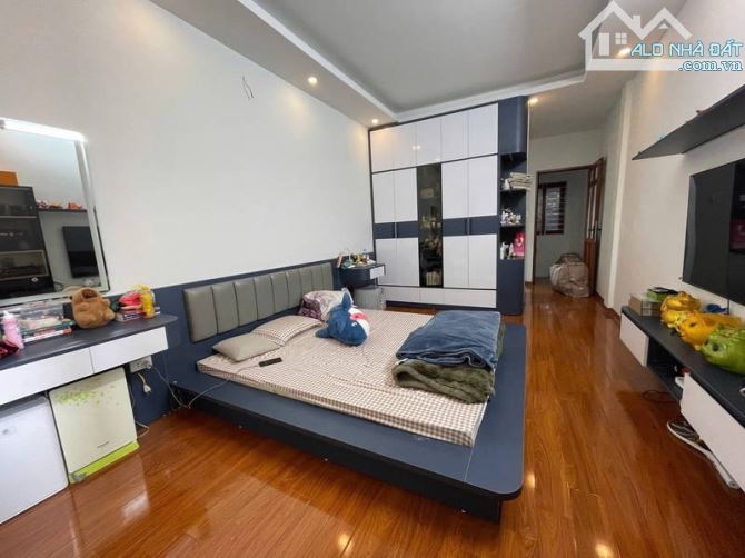 Bán nhà cực hiếm, giá rẻ, ngõ ô tô, 5 tầng, Thanh Xuân, Hà Nội. - 2