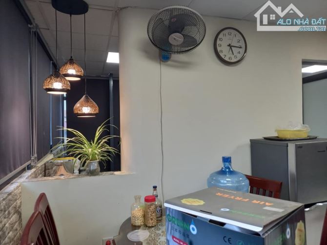 Phân lô Phạm Tuấn Tài-Trần Quốc Hoàn, vỉa hè, ôtô tránh, mặt tiền quyền lực, 62m2 6T 19tỉ - 2