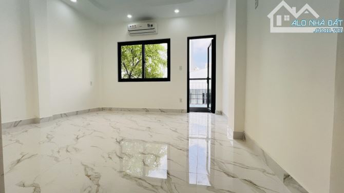 QUẬN 8 DƯƠNG BÁ TRẠC - ÔTÔ NGỦ TRONG NHÀ GIÁP QUẬN 1 QUẬN 5 66 M2  CHỈ 9.8 TỶ. - 2