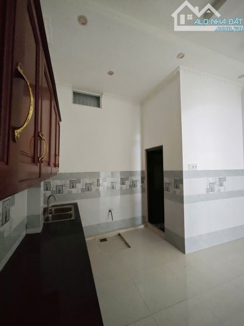 nhà trệt lầu 2 phòng ngủ trục chính hẻm 60, cách đường mậu thân chỉ 20m - 3