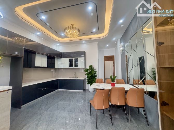 🏡 Nhà mê hẻm chính Nguyễn Thiếp - Hướng Tây Bắc - 3