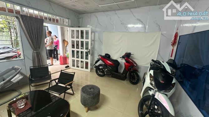 Bán gấp nhà Quận 8, Nguyễn Duy, 1 trệt 1 lầu, 4m8 x 14m, 3 phòng ngủ, 3 tỷ 750. - 3