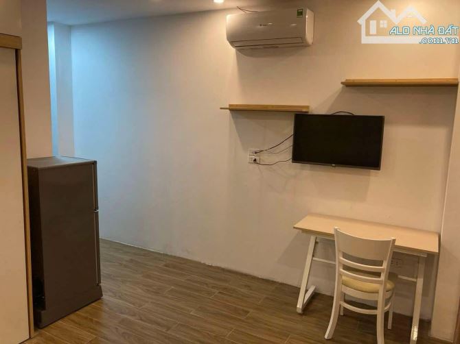 CHO THUÊ CĂN HỘ MINI KHÉP KÍN 30M2 - HOA LÂM, VIỆT HƯNG - FULL ĐỒ, THANG MÁY - 3