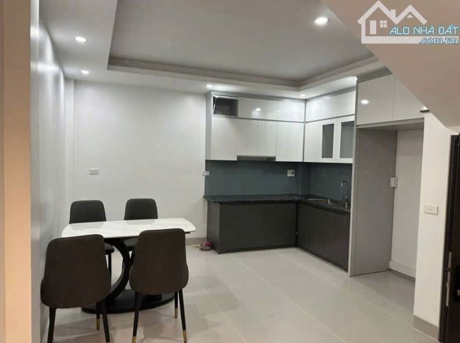 Bán Nhà Hẻm Trần Quốc Toản, Quận 3, 52m², SHR - Giá Siêu Hấp Dẫn 5.2 Tỷ 1T2L4PN Gọi Ngay - 3