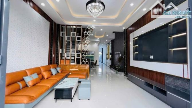 Tài chính 2.6 tỷ Mua ngay nhà Huỳnh Văn Bánh, Q. Phú Nhuận, 60m2, có HĐ thuê, SHR - 3