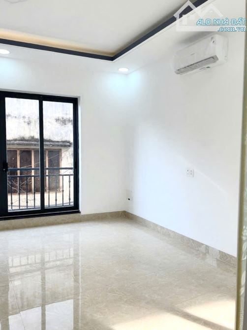 🏠 Bán nhà Khu phân lô - Nhiều Công năng Đường Hoàng Hoa Thám, P.5, 44m2, 6.9 Tỷ Bớt lộc - 3