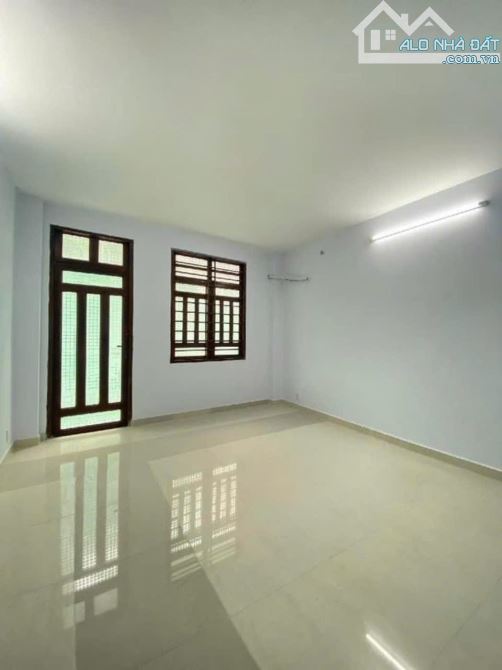 Bán nhà HXH Phổ Quang - Khu Sân Bay P2 - DT 3.6x10 - 2 tầng - giá 6.7 tỷ - 3