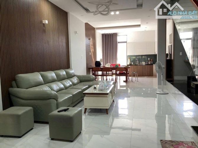 Bán Nhà Gần công viên thanh niên và quảng trường thành Phố Bà Rịa - 3